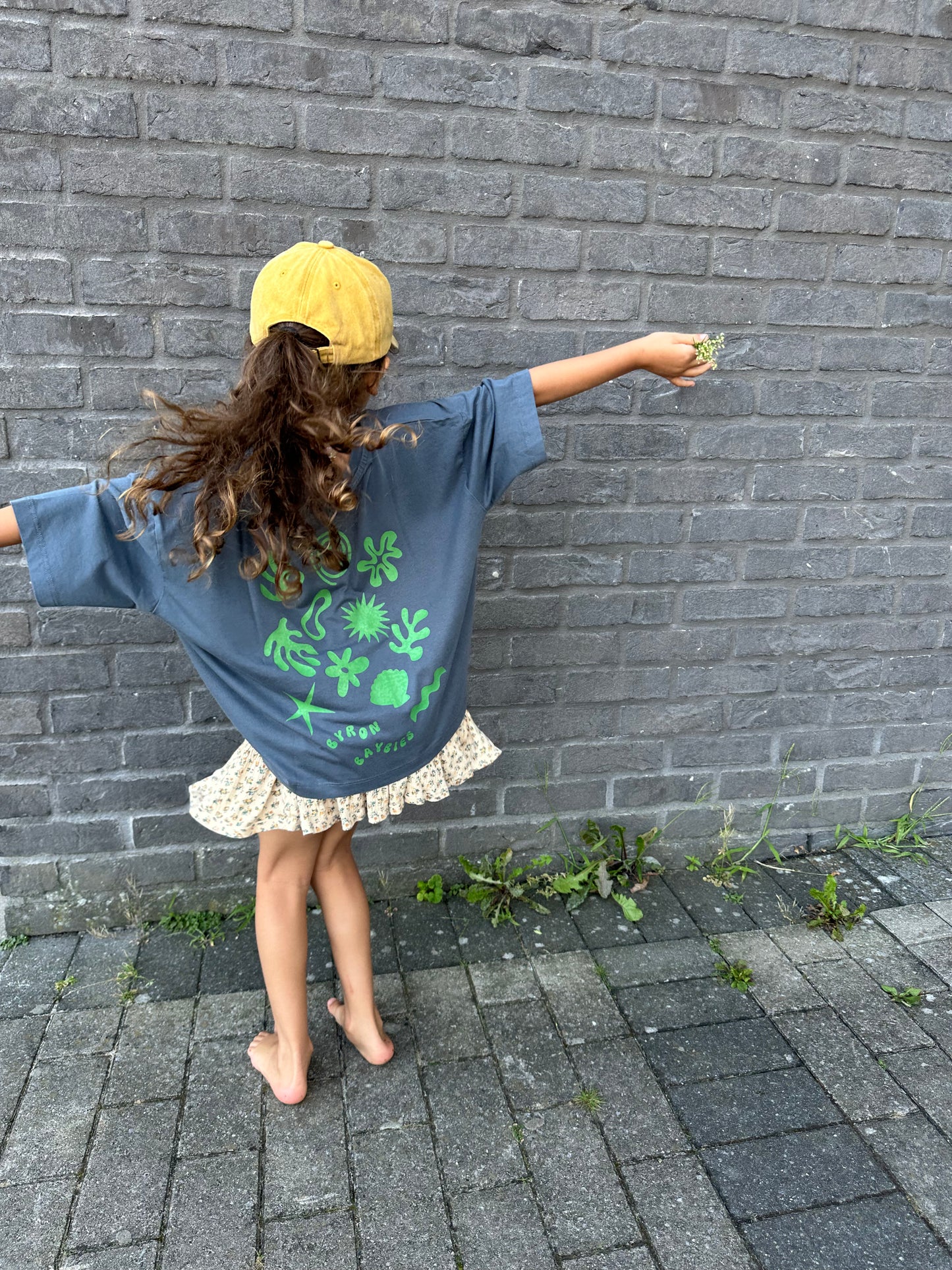 ocean dip in forest green | oversized tee